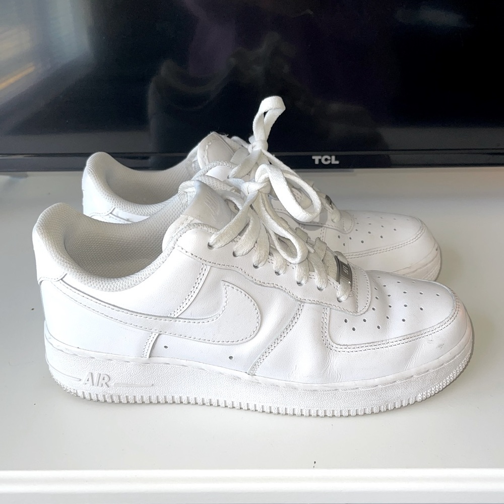 Nike Air Force Ones Women’s Sz 8